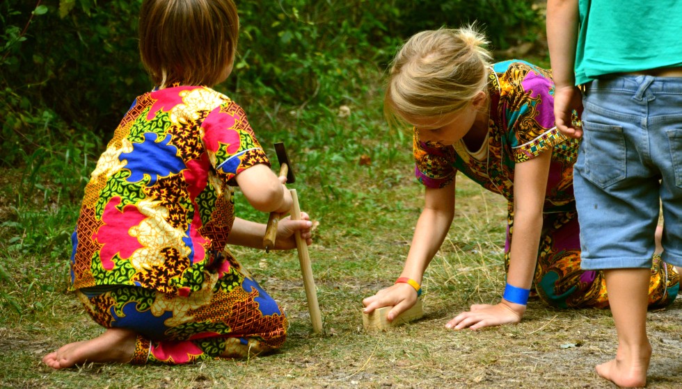 kinderen spelen op camping Geversduin